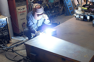 アルゴンガス溶接機